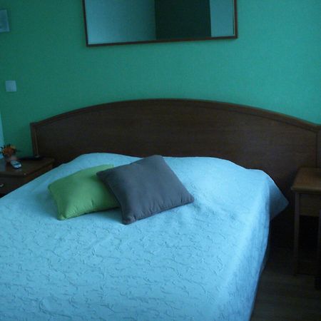 Chambres D'Hotes La Chaumiere Arcy-sur-Cure Kültér fotó