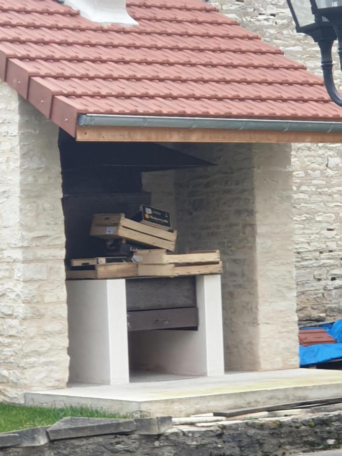 Chambres D'Hotes La Chaumiere Arcy-sur-Cure Kültér fotó