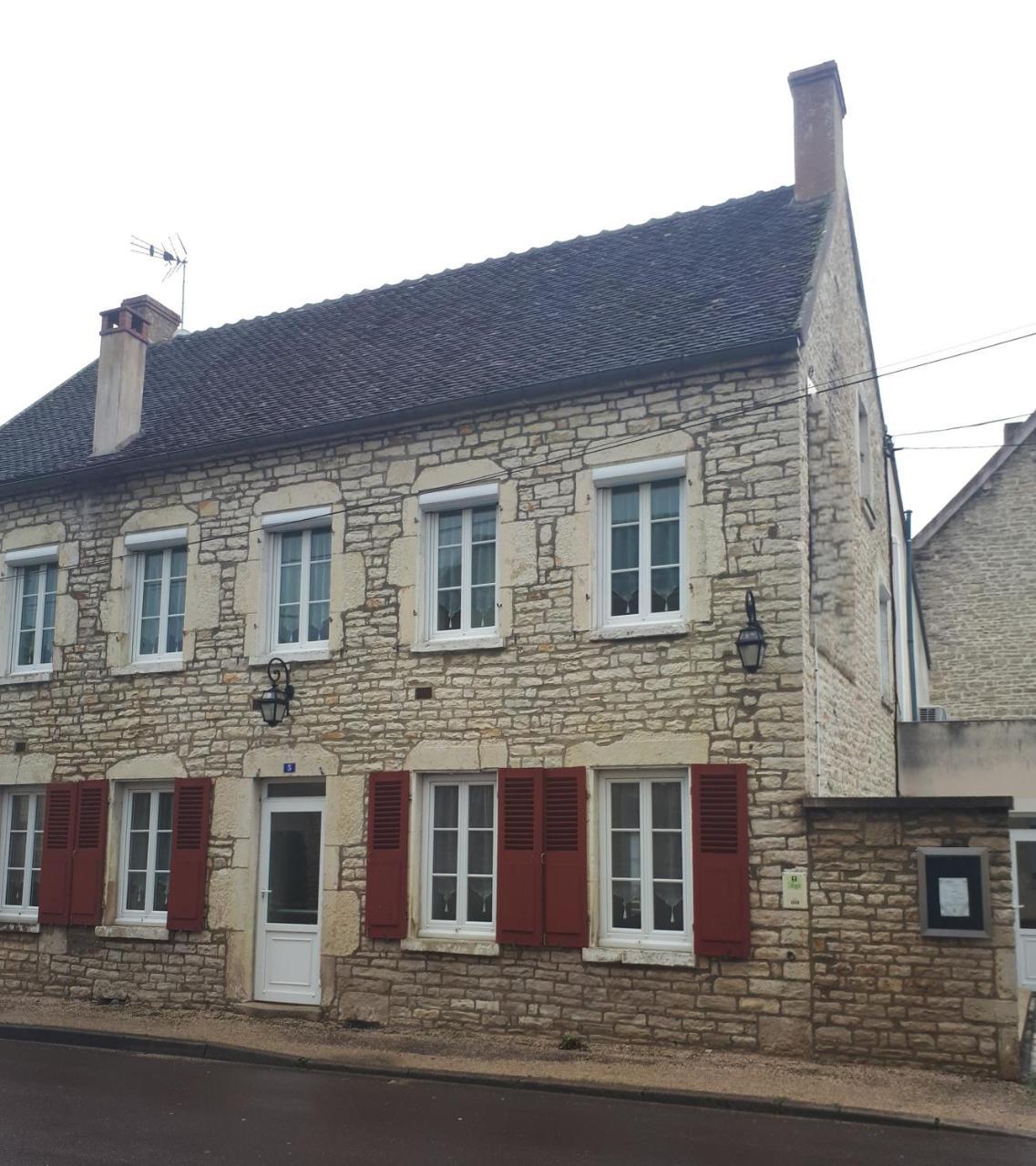 Chambres D'Hotes La Chaumiere Arcy-sur-Cure Kültér fotó